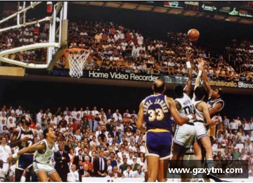 NBA神奇进球大集锦：无惊不奇，不常见的点球瞬间盘点